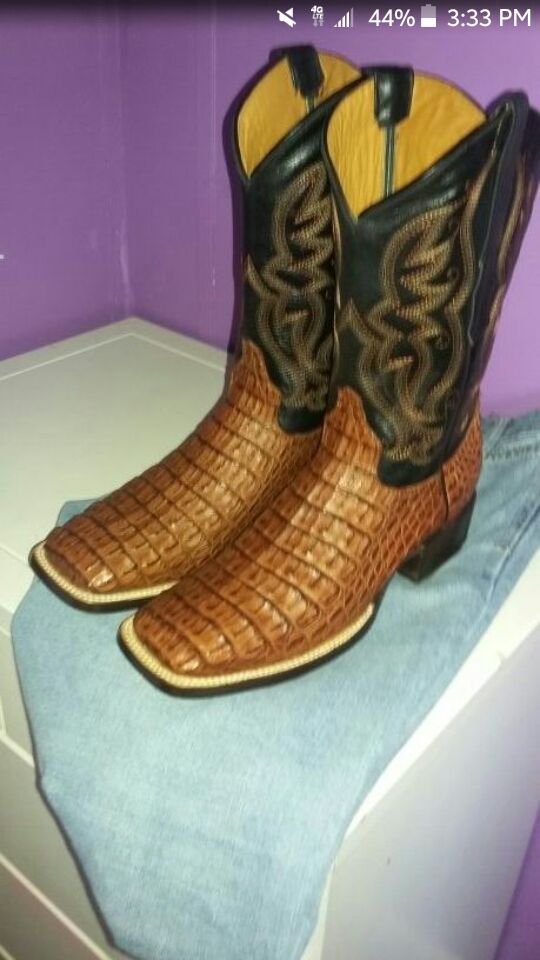Botas panza de caiman for Sale in North TX OfferUp