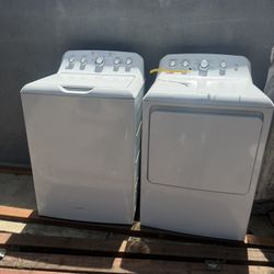 GE Gas Laundry Set 