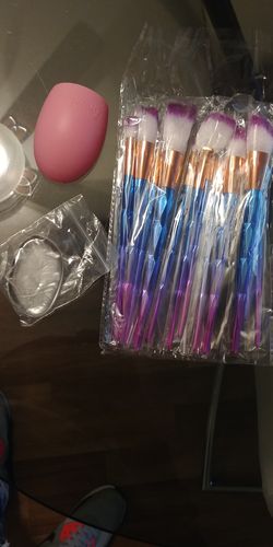 makeup brushes