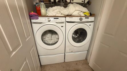 Full Size & Stackable Electric Samsung Washer and Dryer with Storage Pedestals