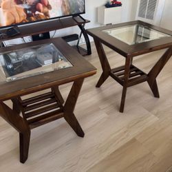 2 Modern Coffee Tables
