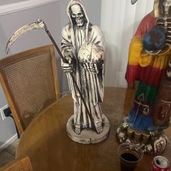 25” Santa Muerte