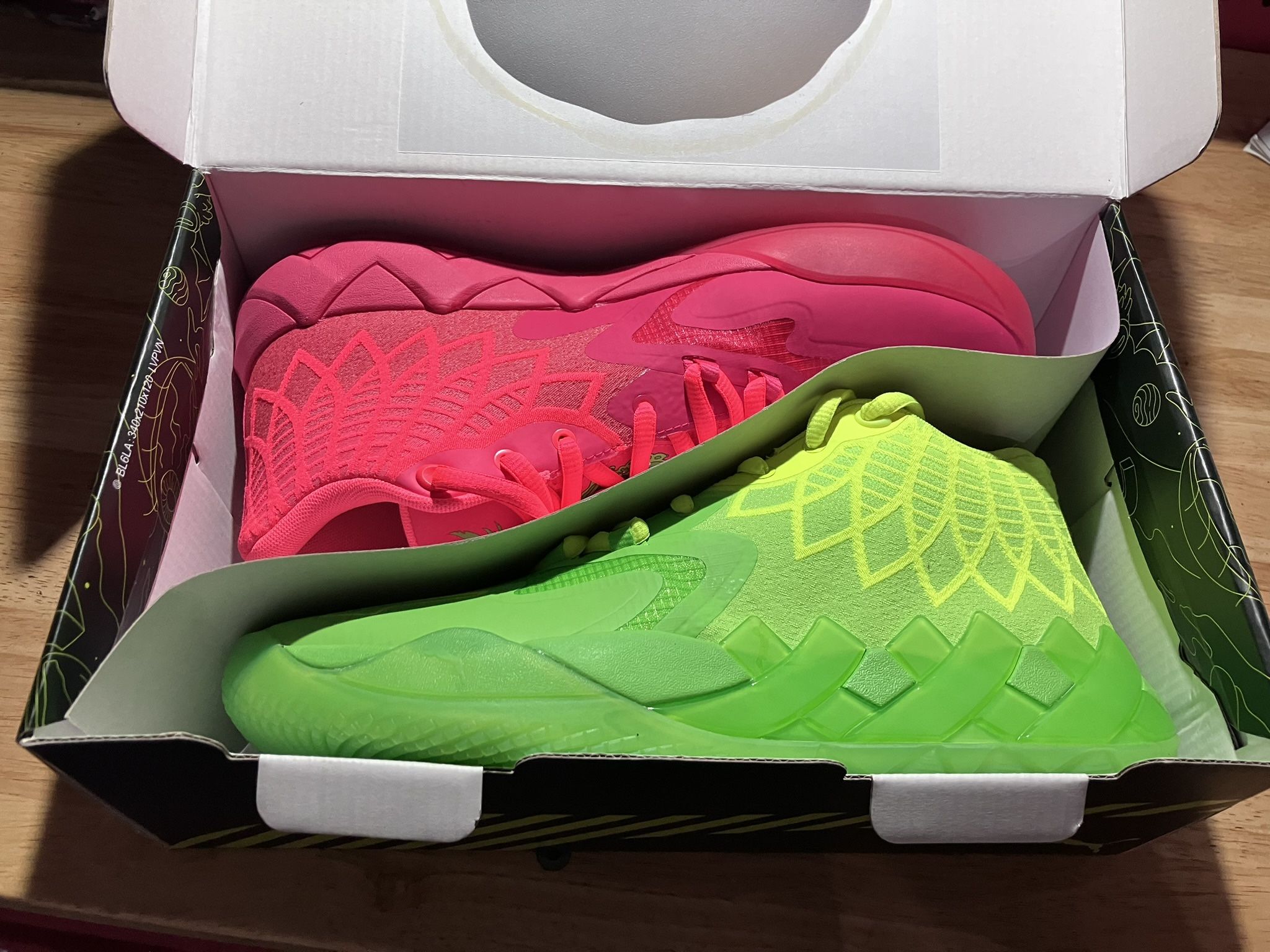 Size 10.5 Rick And Morty Lamelo MB.01