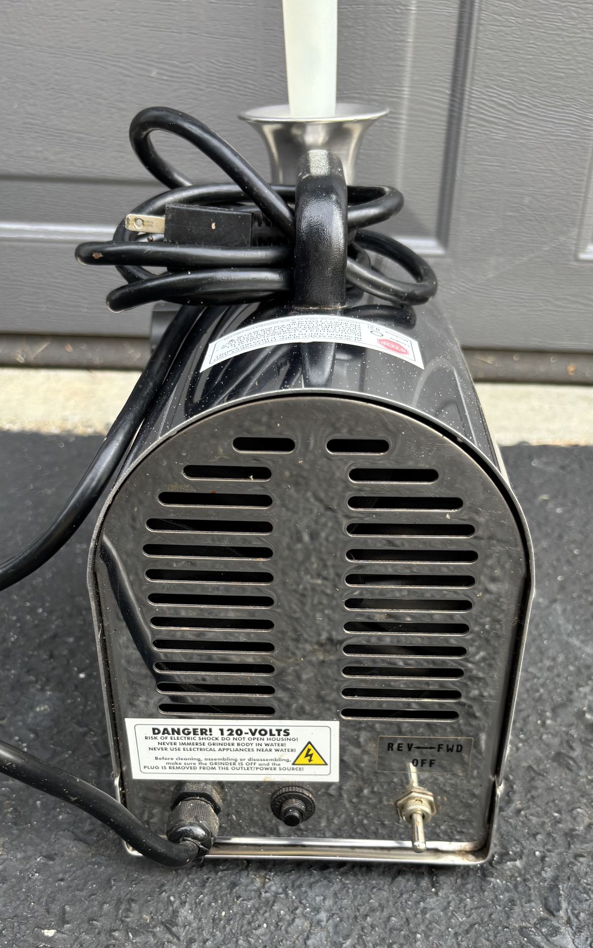 Squeeze: Wheatgrass King – Commercial Wheatgrass Juicer