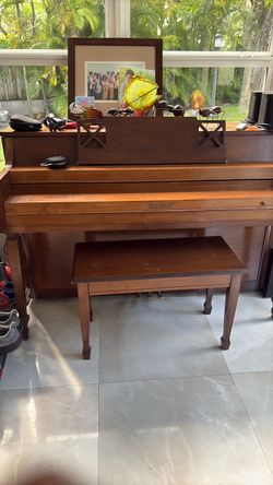 Piano Kimball