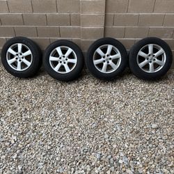 Rav4 Limited Wheels And Tires 225/65/17 Michelin 