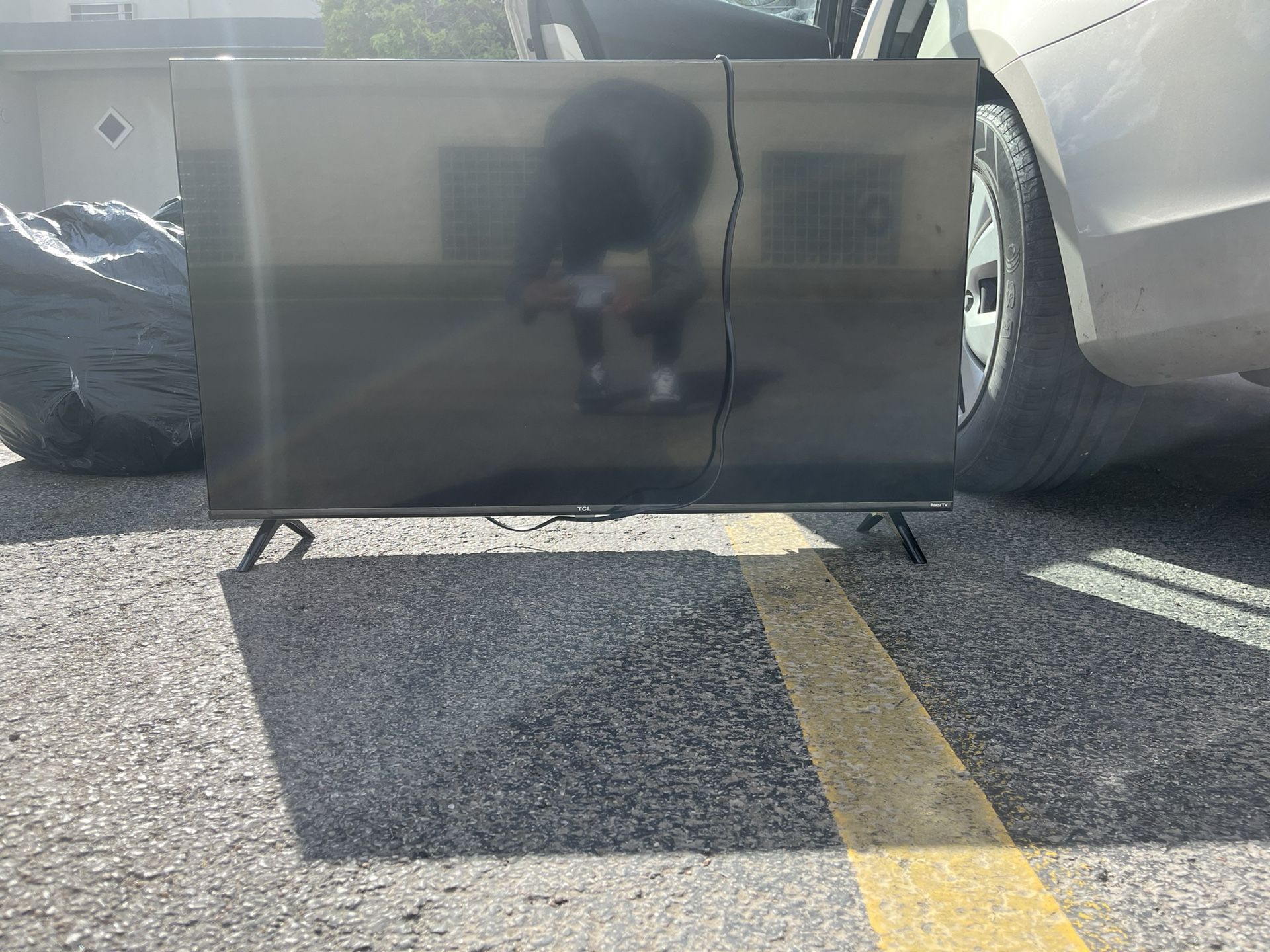 48” TCL Roku TV with Remote 2023