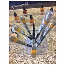 Foundation brush