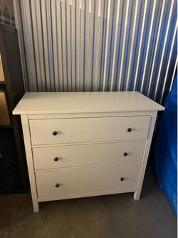 IKEA 3-drawer white dresser