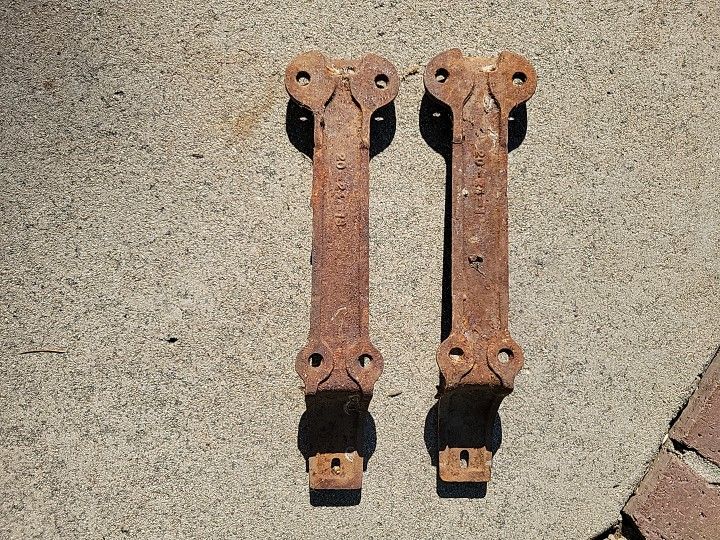 Antique Sink Hangers