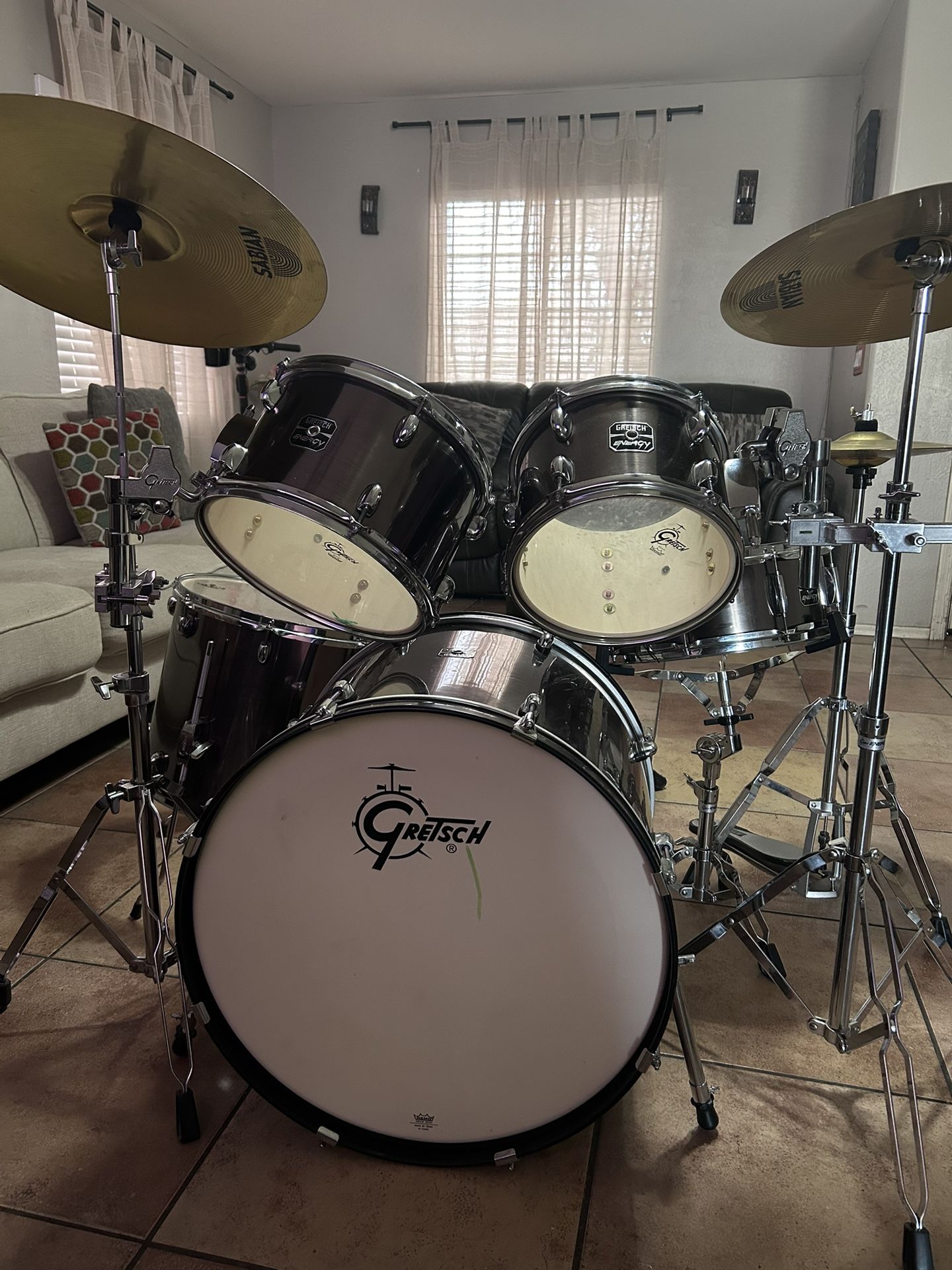 8 Piece Drum Set