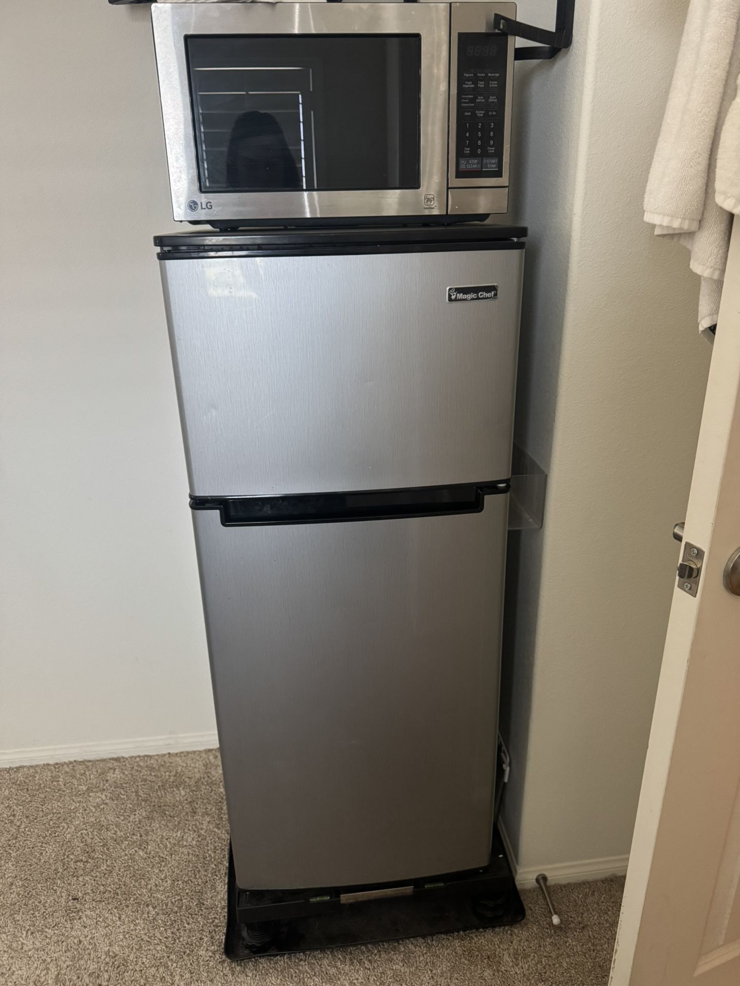 Large Mini Fridge