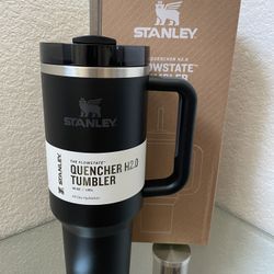Stanley 40 Oz Tumbler Black 