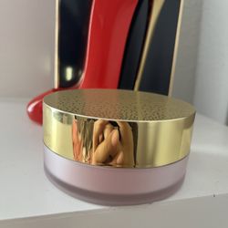 Beautiful Perfumed Body Powder