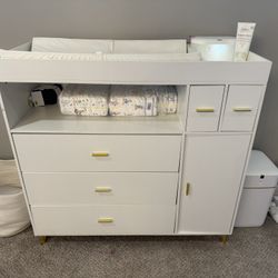 Changing Table Dresser Combo 