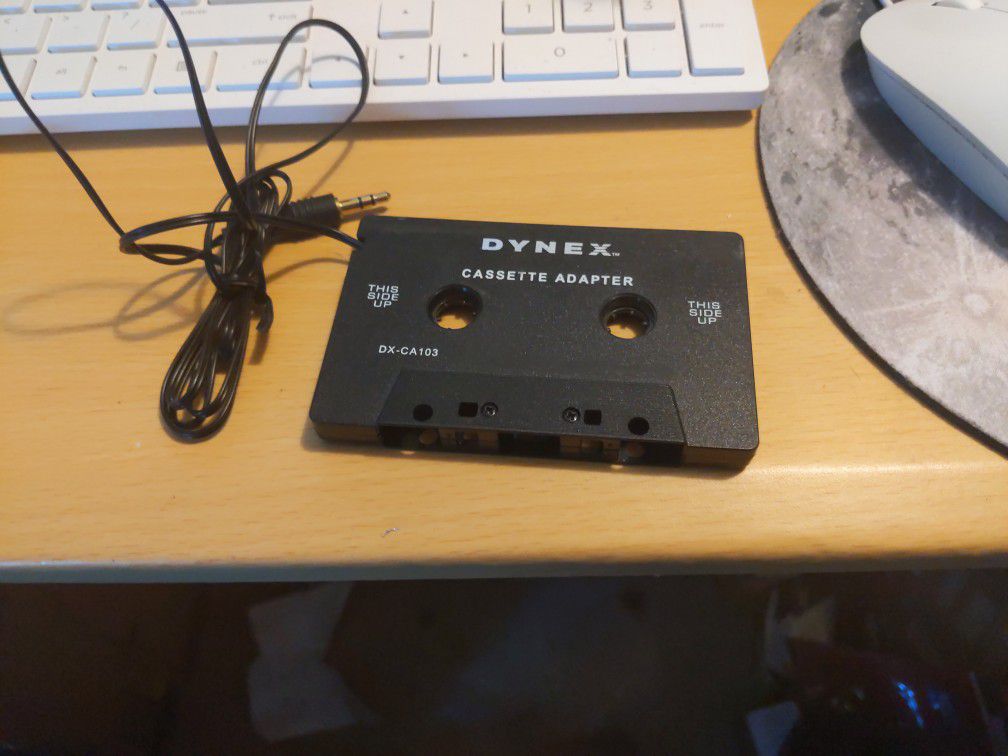Dynex Stero Cassette Adopter