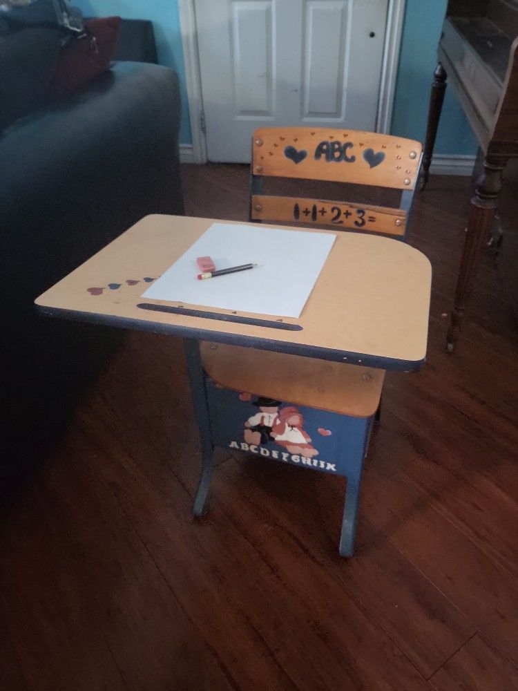 Children's Oldschool Desk