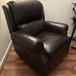 Free Chair 