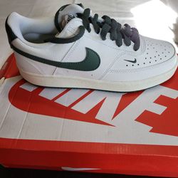 NEW* Nike Women's Court Vision Next Nature Low White  Size 6 With Box