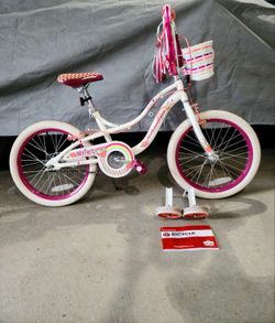 Girls Schwinn Juvenile Bike OBO for Sale in Sandwich MA OfferUp