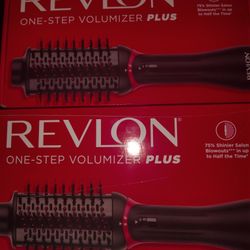 Revlon Curling Iron NEW!