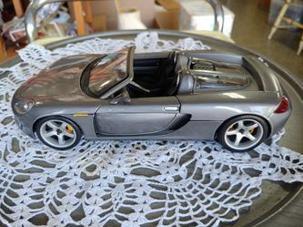 MAISTO PORSCHE DIE CAST