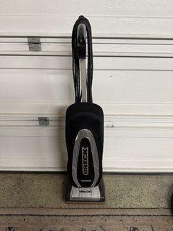 Oreck XL Signature Plus ii Upright Vacuum Cleaner