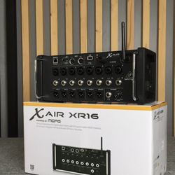 Behringer XAir XR16 Digital Mixer 