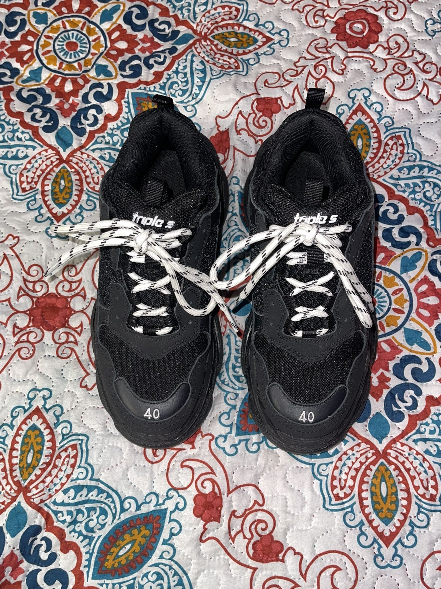 Balenciaga Triple S Size 7/8
