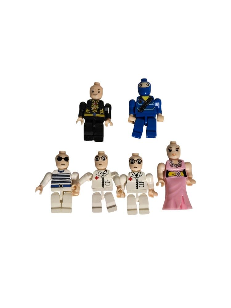 Greenbrier International mini figures lot of 6