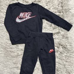 Nike boys Set 4