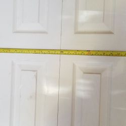 23.5 bifold door