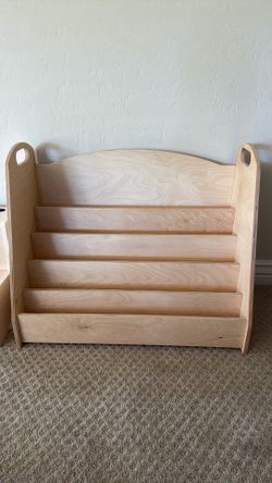 ~ Montessori Style Bookshelf ~