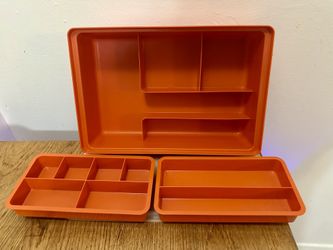 Vintage Tupperware Tuppercraft Sewing Craft Tackle Box Organizer 1421-5 Orange
