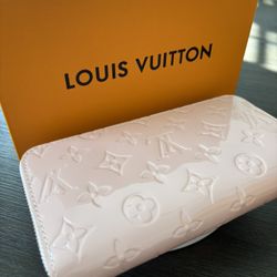 Brand New Pink Wallet 