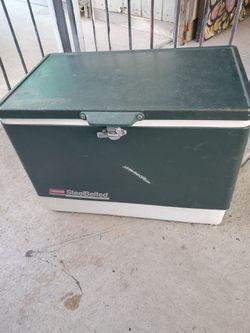 Vitage  steel belted  Coleman  green cooler