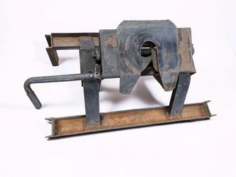 Heavy Duty Fifth Wheel Hitch for Semi Trailer – Used & Working