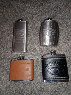 3 Jack Daniel's And 1 Dewar's 12, Flask