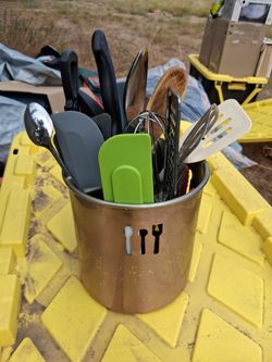 Kitchen Utensil Set with Stainless Steel Holder