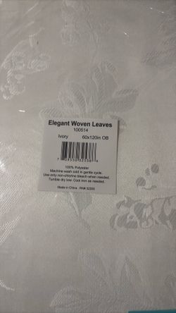 Brand New Tablecloth BRAND NEW NEED T O SELL TO D AY