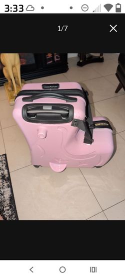 Kids Ride on Luggage, Kids Travel Suitcase with Safety Belt, Scooter Suitcase for Kids Ages 6-12 (20in Pink) retails for $179 on Amazon! Hardly used!