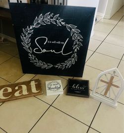 Decor bundle
