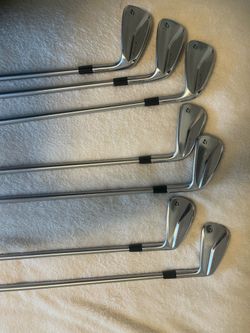 TAYLORMADE P770 4-PW set