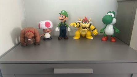 Super Mario characters
