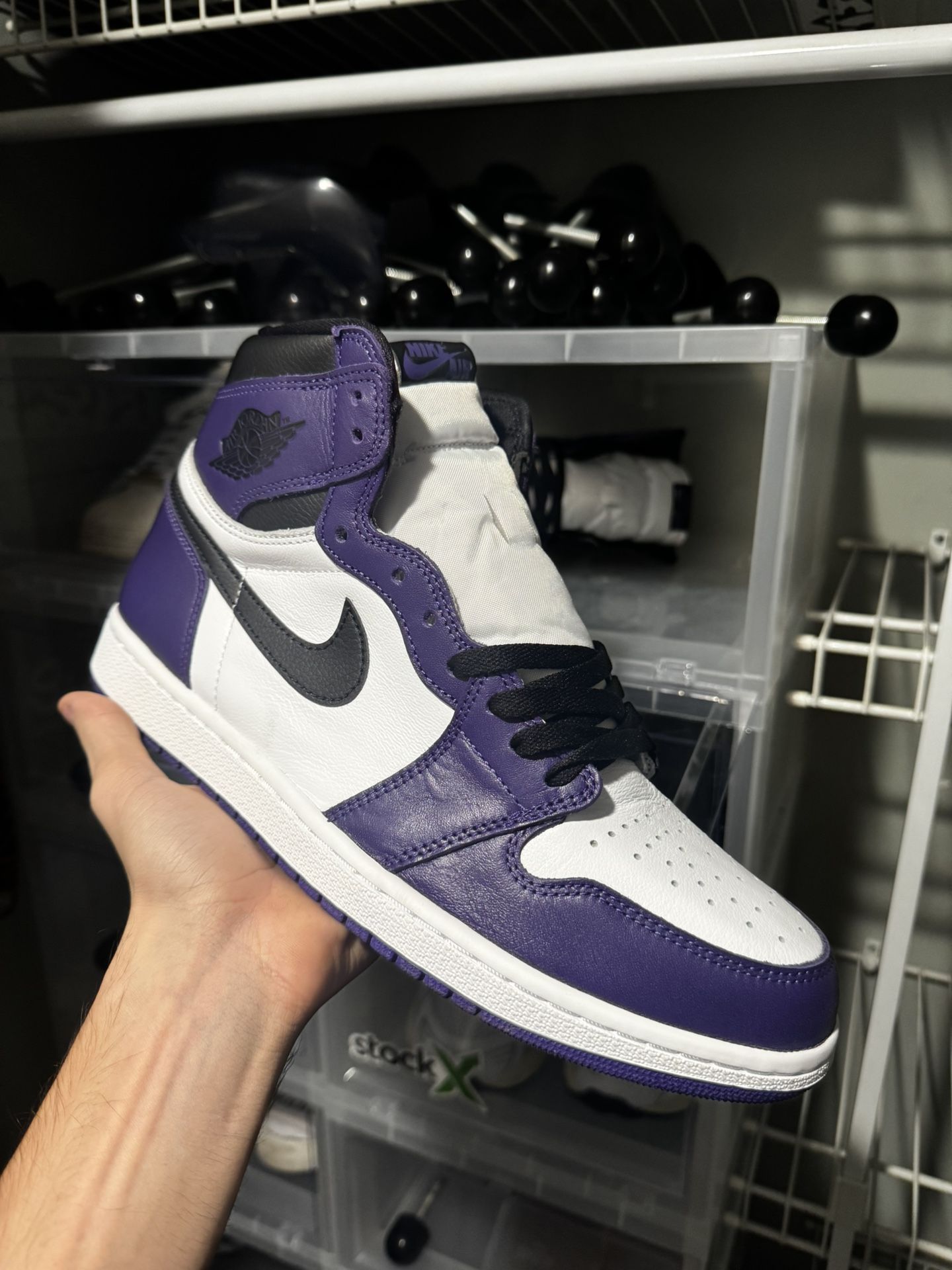 Air Jordan 1 High Court Purple 