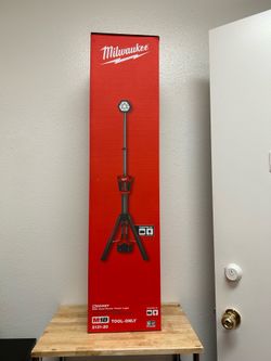 Milwaukee M18 Rocket Dual Power Tower light brand new