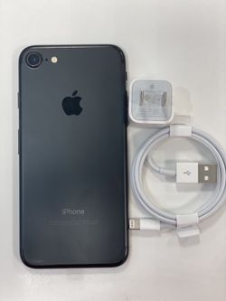 iPhone 7 works for any carrier