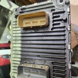 Car Parts ECM (Computer) Dodge Grand Caravan