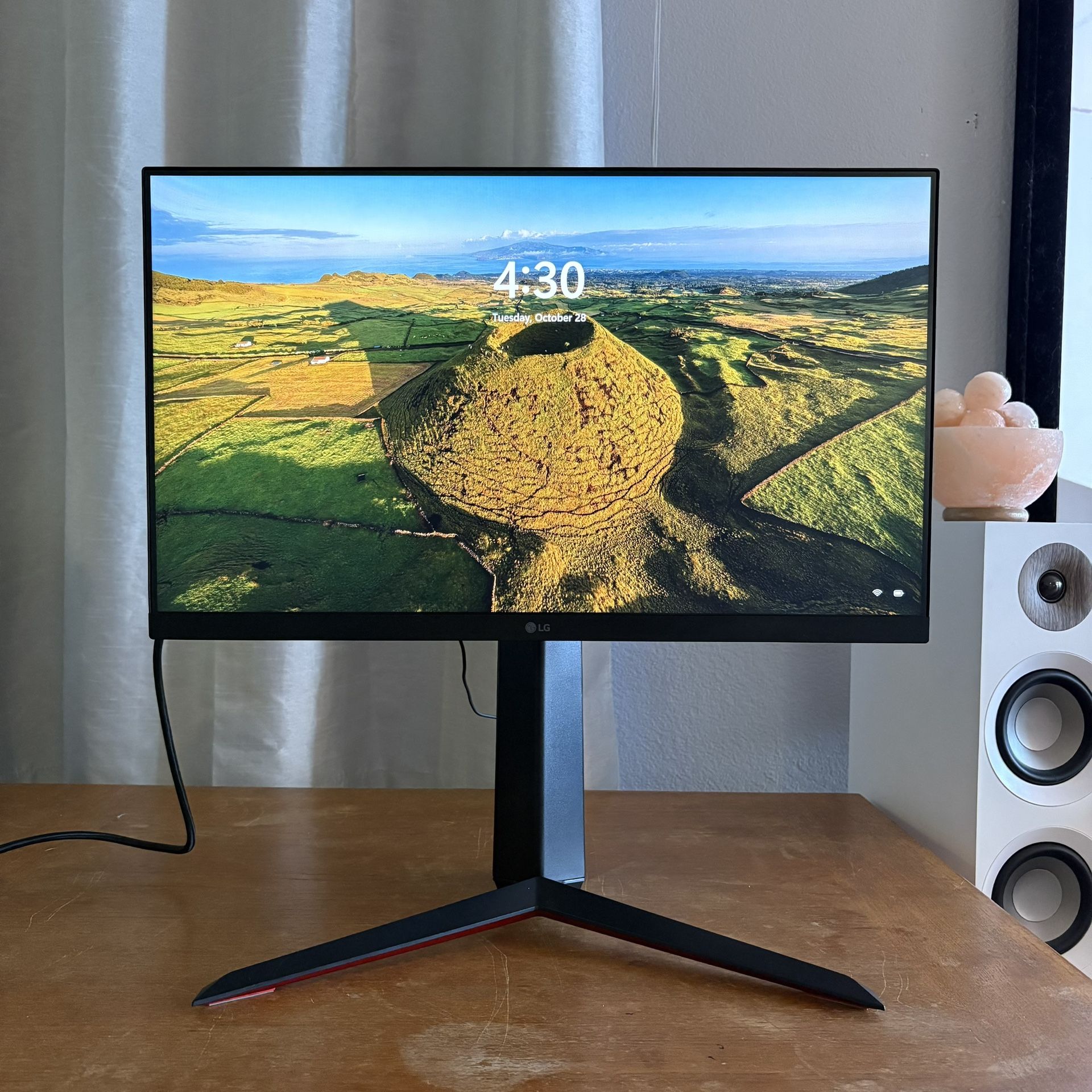 LG Ultragear 24GN650-B 24” 144HZ Gaming Monitor