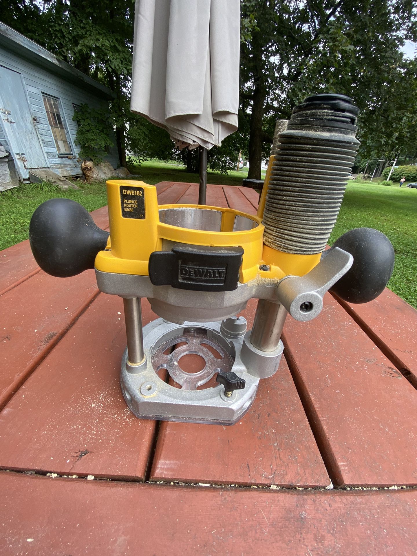 Dewalt dw6182 clearance plunge base